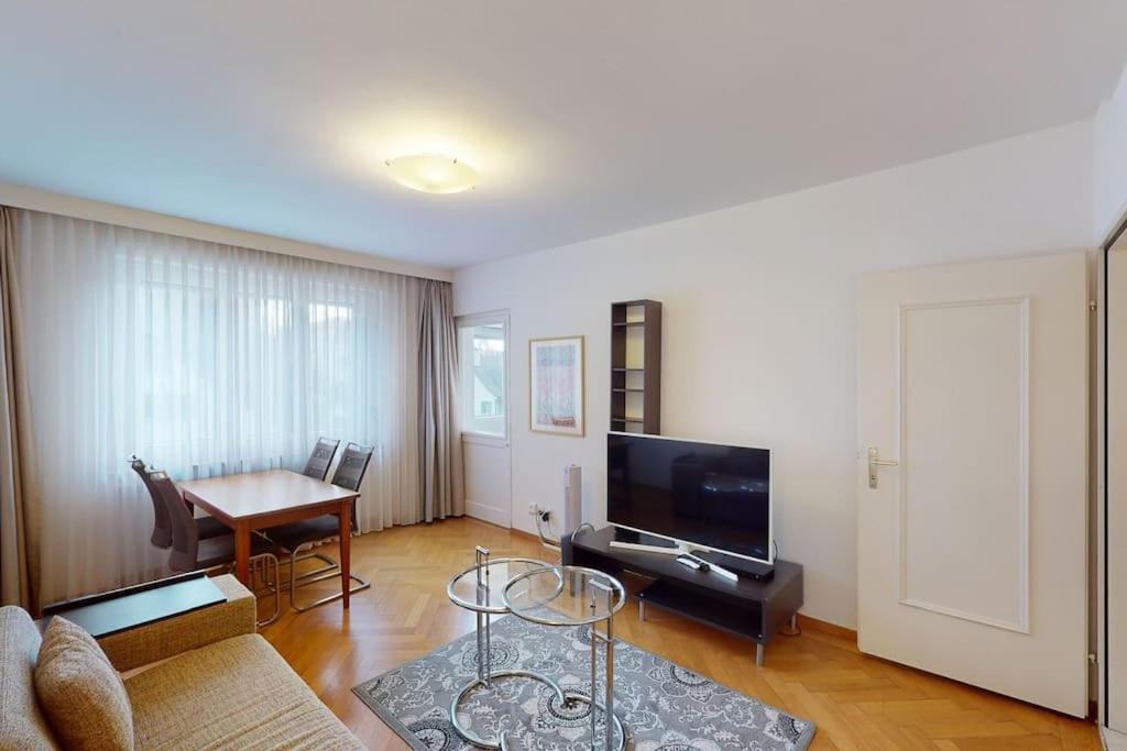 Executive 1 Bedroom Flat, City Center Zurich Ngoại thất bức ảnh